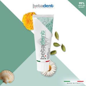 Kem đánh răng BETADENT NATURAL hỗ trợ ngừa mảng bám và hơi thở thơm mát 100ml
